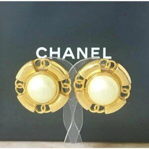 Authentic CHANEL Coco Mark 4-strand Gold Earrings Pearl Accents bsj342-121225